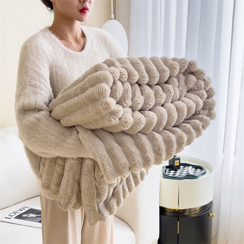 Cloudora fleece throw — taupe